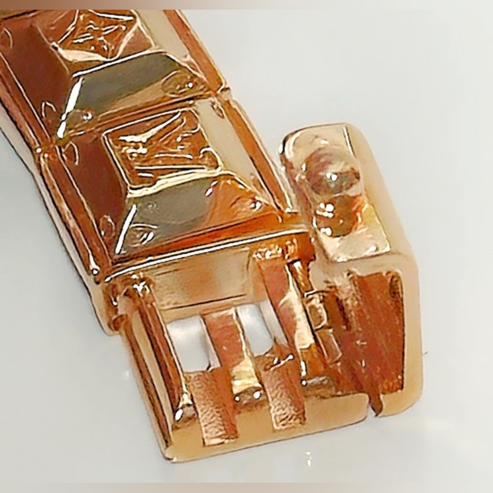 AUTHENTIC Louis Vuitton Brasle Nanogram Gold Tone Tennis Bracelet in a LV Box - Picture 4 of 10